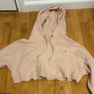 Champion Women's Light Pink Cropped Sweater